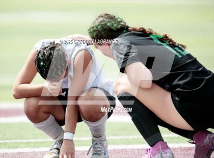Thumbnail 1 in Arlington vs Prosper (UIL 6A Area Playoff Division 1) photogallery.