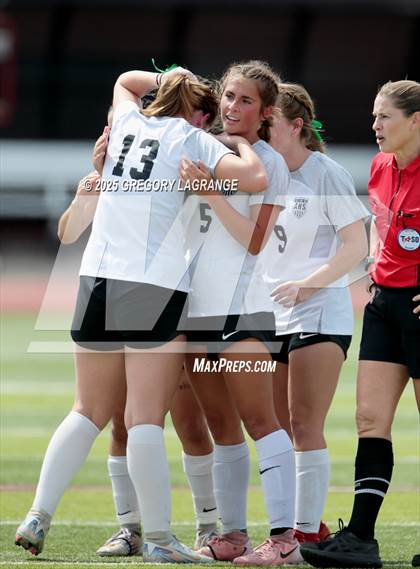 Thumbnail 1 in Arlington vs Prosper (UIL 6A Area Playoff Division 1) photogallery.