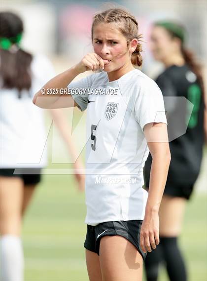 Thumbnail 3 in Arlington vs Prosper (UIL 6A Area Playoff Division 1) photogallery.