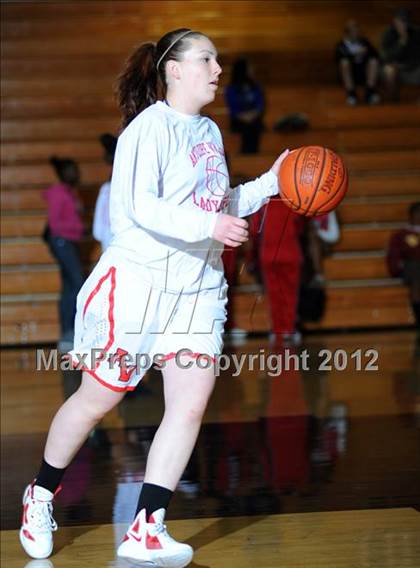 Thumbnail 2 in Antelope Valley vs. Laguna Hills (CIF SS D3AA Quarterfinals) photogallery.