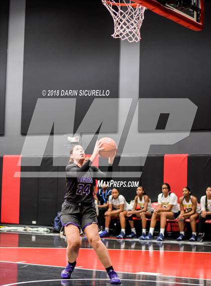 Thumbnail 3 in Riverdale Baptist vs. Millennium (Nike Tournament of Champions) photogallery.