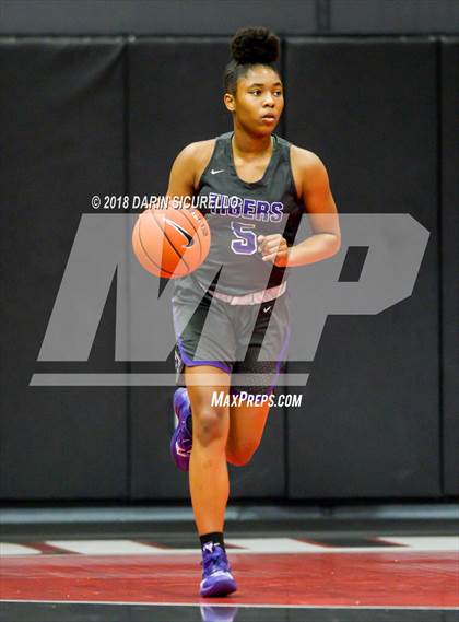 Thumbnail 2 in Riverdale Baptist vs. Millennium (Nike Tournament of Champions) photogallery.