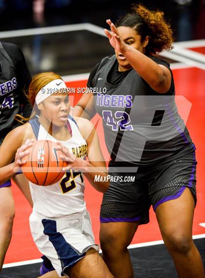 Thumbnail 3 in Riverdale Baptist vs. Millennium (Nike Tournament of Champions) photogallery.