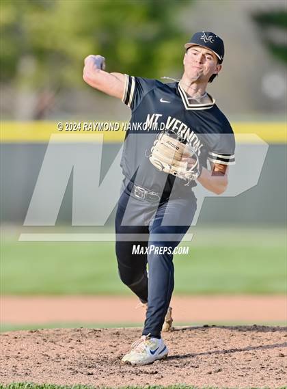 Thumbnail 2 in Mt. Vernon @ Pendleton Heights photogallery.