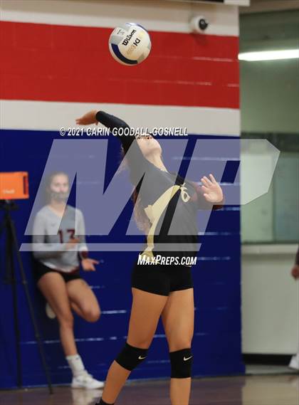 Thumbnail 2 in Dixon @ West Carteret photogallery.