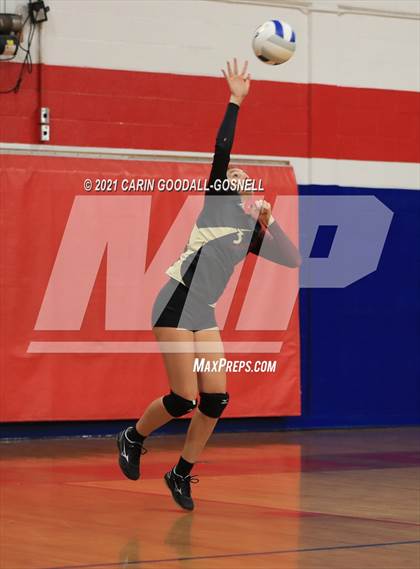 Thumbnail 3 in Dixon @ West Carteret photogallery.