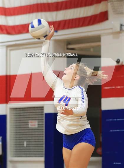 Thumbnail 3 in Dixon @ West Carteret photogallery.