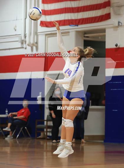 Thumbnail 2 in Dixon @ West Carteret photogallery.