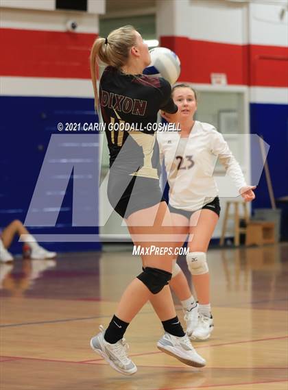 Thumbnail 2 in Dixon @ West Carteret photogallery.