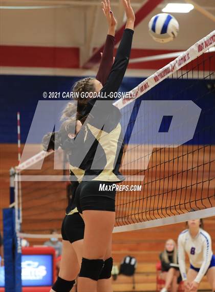 Thumbnail 1 in Dixon @ West Carteret photogallery.
