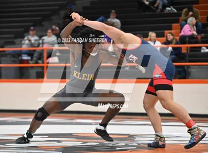 Thumbnail 2 in Klein vs Allen photogallery.