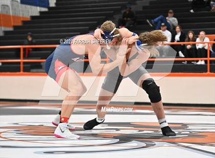 Thumbnail 2 in Klein vs Allen photogallery.