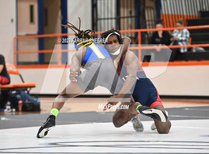 Thumbnail 2 in Klein vs Allen photogallery.
