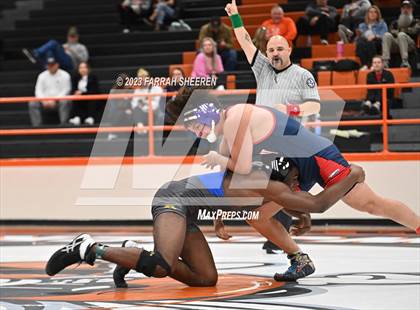 Thumbnail 3 in Klein vs Allen photogallery.