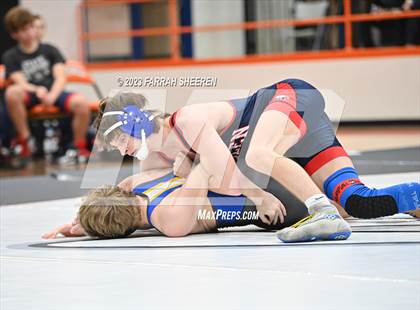 Thumbnail 3 in Klein vs Allen photogallery.
