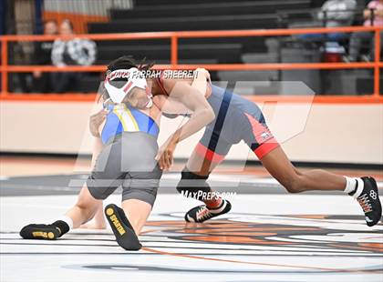 Thumbnail 1 in Klein vs Allen photogallery.