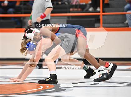 Thumbnail 3 in Klein vs Allen photogallery.