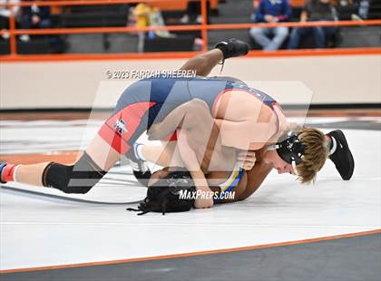 Thumbnail 3 in Klein vs Allen photogallery.