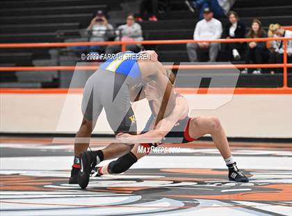 Thumbnail 2 in Klein vs Allen photogallery.