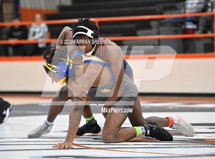 Thumbnail 2 in Klein vs Allen photogallery.