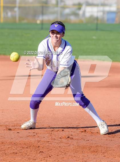 Thumbnail 2 in Valencia vs Chino Hills (Dave Kops Tournament of Champions) photogallery.
