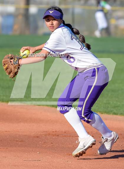 Thumbnail 1 in Valencia vs Chino Hills (Dave Kops Tournament of Champions) photogallery.