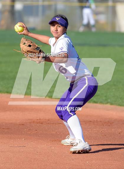 Thumbnail 3 in Valencia vs Chino Hills (Dave Kops Tournament of Champions) photogallery.