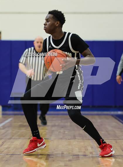 Thumbnail 1 in Alexander Hamilton vs Blind Brook (NYSPHSAA Section 1 Class B Quarterfinal) photogallery.