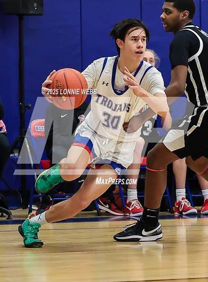 Thumbnail 1 in Alexander Hamilton vs Blind Brook (NYSPHSAA Section 1 Class B Quarterfinal) photogallery.