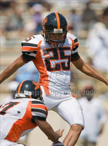 Thumbnail 2 in Washington vs Northside (Battle for the South) photogallery.