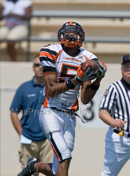 Thumbnail 3 in Washington vs Northside (Battle for the South) photogallery.