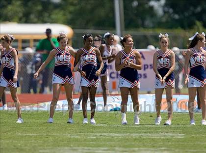 Thumbnail 2 in Washington vs Northside (Battle for the South) photogallery.