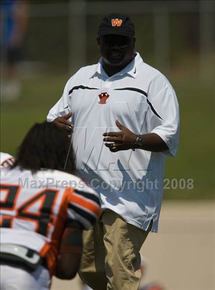 Thumbnail 3 in Washington vs Northside (Battle for the South) photogallery.
