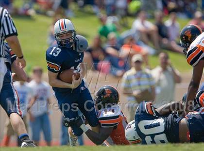 Thumbnail 3 in Washington vs Northside (Battle for the South) photogallery.