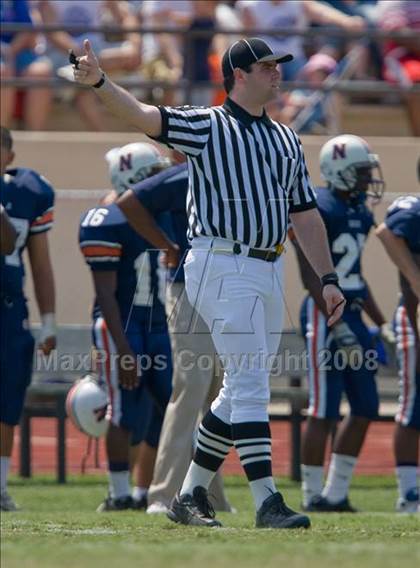 Thumbnail 2 in Washington vs Northside (Battle for the South) photogallery.