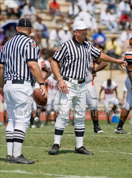 Thumbnail 3 in Washington vs Northside (Battle for the South) photogallery.
