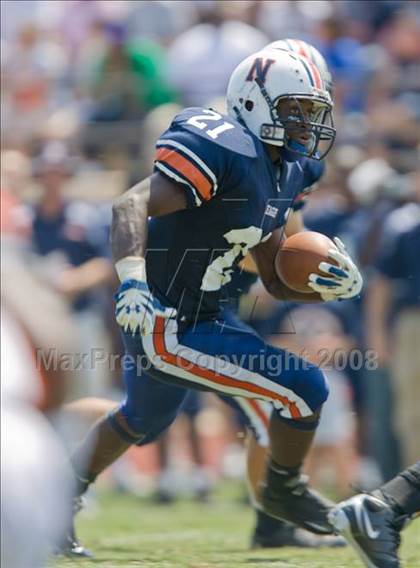 Thumbnail 2 in Washington vs Northside (Battle for the South) photogallery.