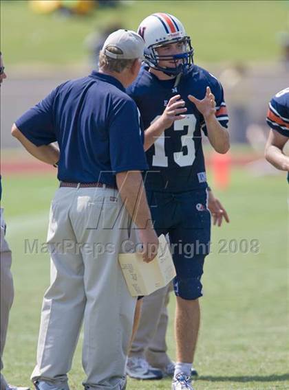 Thumbnail 2 in Washington vs Northside (Battle for the South) photogallery.