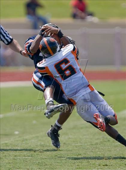 Thumbnail 1 in Washington vs Northside (Battle for the South) photogallery.