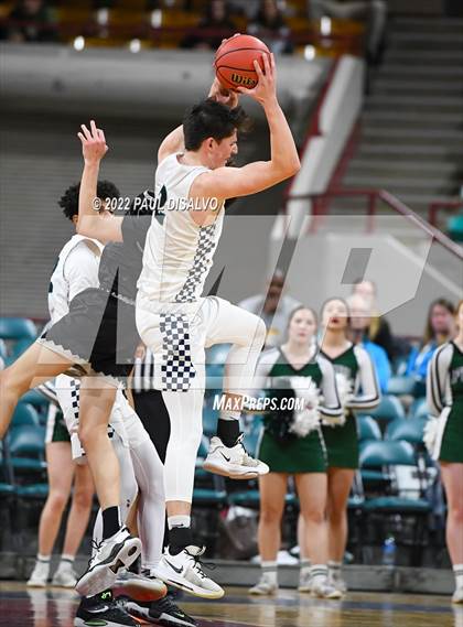 Thumbnail 3 in ThunderRidge vs. Fossil Ridge (CHSAA 5A State Final) photogallery.