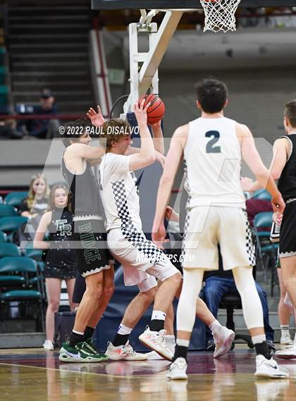 Thumbnail 1 in ThunderRidge vs. Fossil Ridge (CHSAA 5A State Final) photogallery.