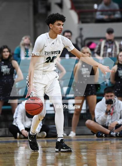 Thumbnail 3 in ThunderRidge vs. Fossil Ridge (CHSAA 5A State Final) photogallery.