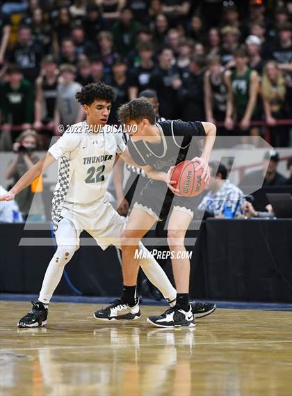 Thumbnail 3 in ThunderRidge vs. Fossil Ridge (CHSAA 5A State Final) photogallery.