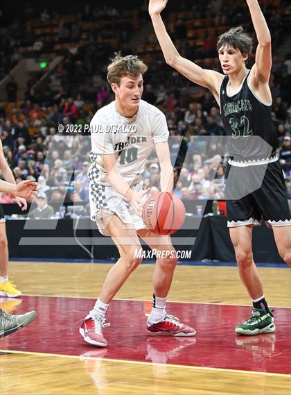 Thumbnail 2 in ThunderRidge vs. Fossil Ridge (CHSAA 5A State Final) photogallery.