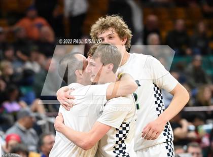 Thumbnail 2 in ThunderRidge vs. Fossil Ridge (CHSAA 5A State Final) photogallery.