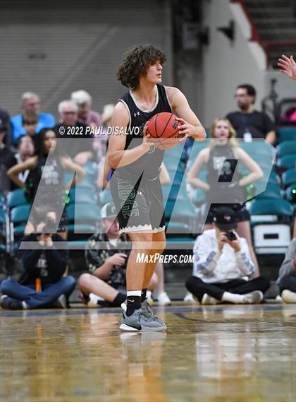 Thumbnail 2 in ThunderRidge vs. Fossil Ridge (CHSAA 5A State Final) photogallery.