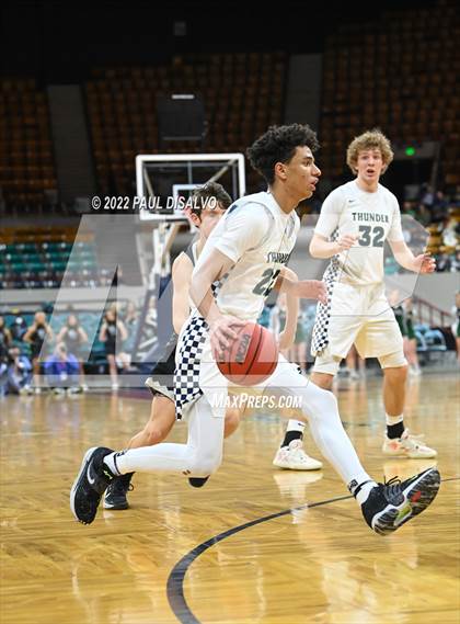 Thumbnail 2 in ThunderRidge vs. Fossil Ridge (CHSAA 5A State Final) photogallery.