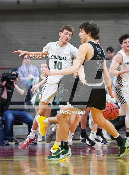 Thumbnail 2 in ThunderRidge vs. Fossil Ridge (CHSAA 5A State Final) photogallery.