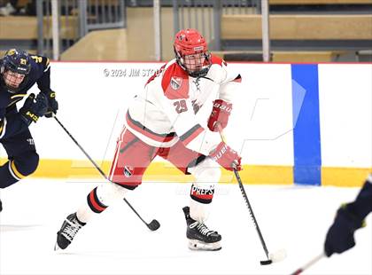 Thumbnail 1 in Trinity-Pawling vs. Frederick Gunn (Avon Christmas Classic 5th Place) photogallery.