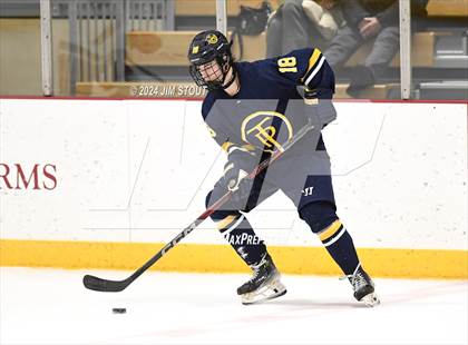 Thumbnail 1 in Trinity-Pawling vs. Frederick Gunn (Avon Christmas Classic 5th Place) photogallery.